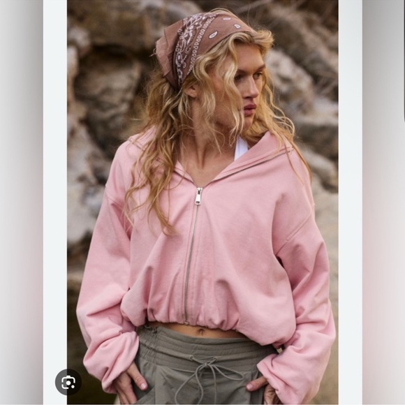 free people movement Tops - 🆕💖Free People Bubble Zip Up